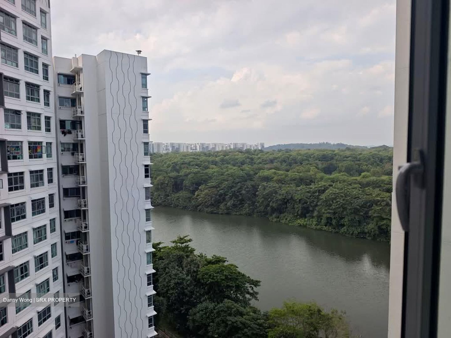 Blk 476B Hougang Capeview (Hougang), HDB 4 Rooms #583962421